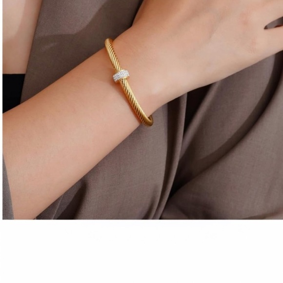 Elegant gold tone cable twisted cuff bangle  Bracelet - Picture 8 of 8